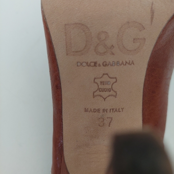 D&G Women's Brown Leather Heels - Picture 7 of 7